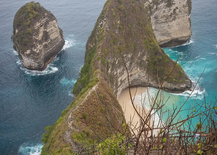 Penida Krusty Hill By Ecommerceloka Ped